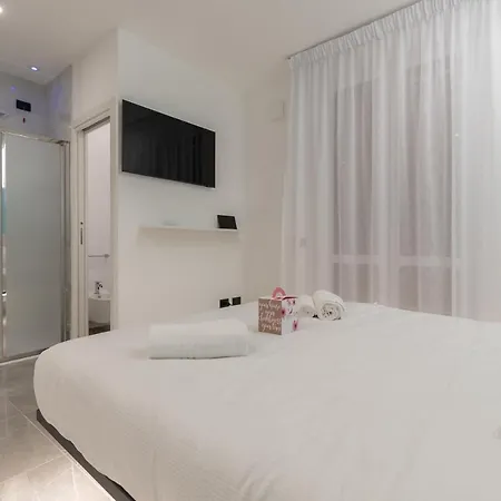 Tiffany - Sl House * Desenzano del Garda
